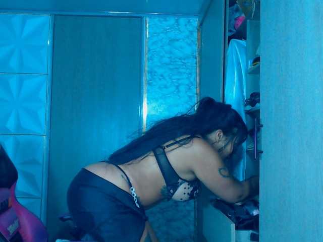Katecute89 live cam on BongaCams