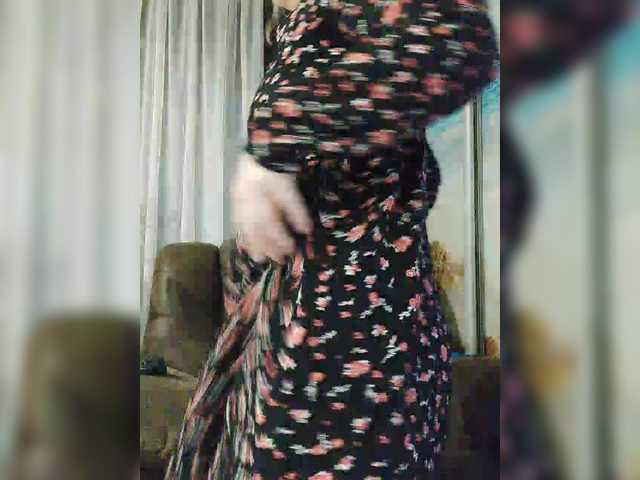 Adiline live cam on BongaCams