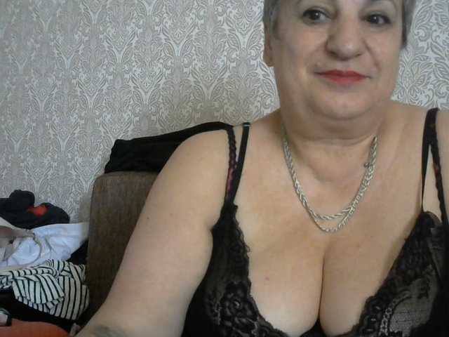 lara45 live cam on BongaCams