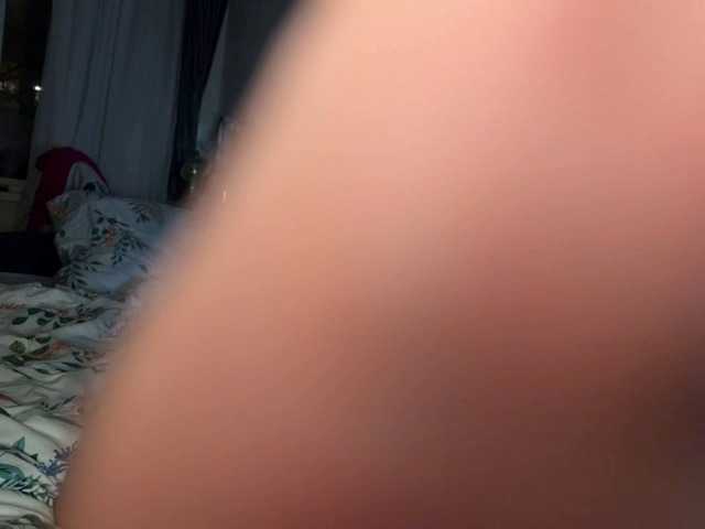 twoninja's BongaCams show and profile