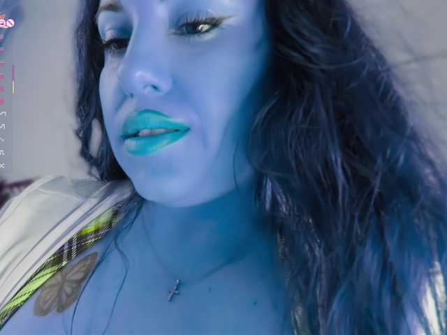 Aledoll's BongaCams show and profile