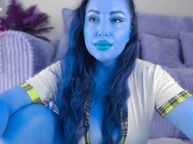 Aledoll live cam on BongaCams
