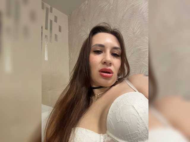 kiska-Eva live cam on BongaCams