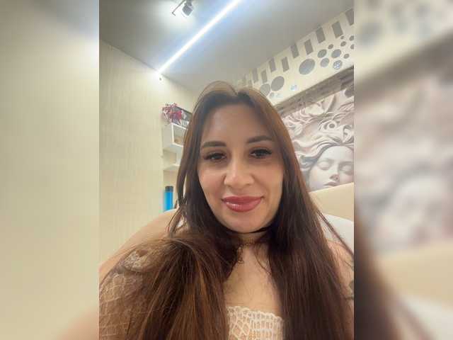 kiska-Eva live cam on BongaCams