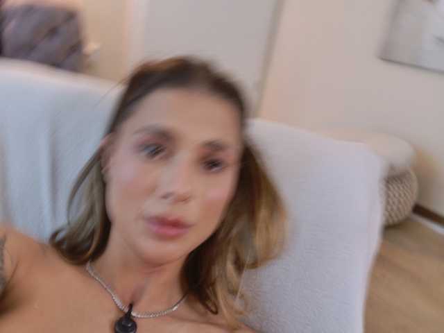 LennaGodess live cam on BongaCams