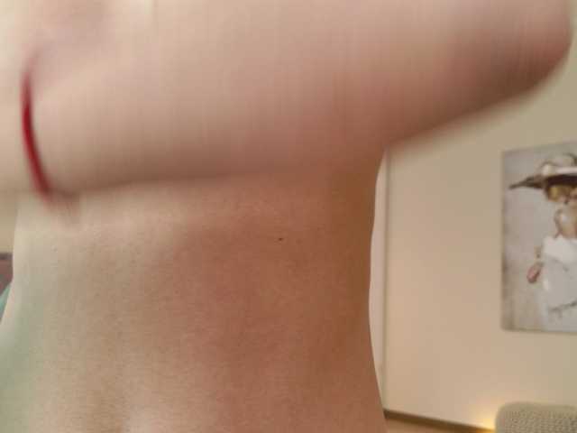 Sex chat gratuit in direct cu LennaGodess pe BongaCams