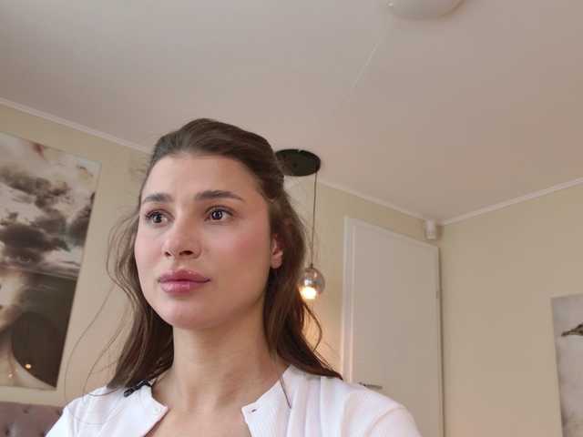 LennaGodess's BongaCams show and profile