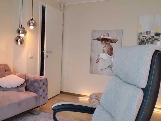 Sex chat gratuit in direct cu LennaGodess pe BongaCams