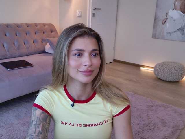 LennaGodess live cam on BongaCams