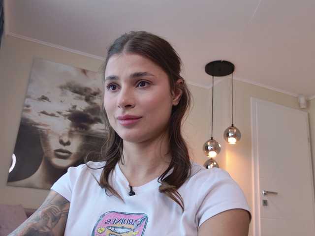 Sex chat gratuit in direct cu LennaGodess pe BongaCams