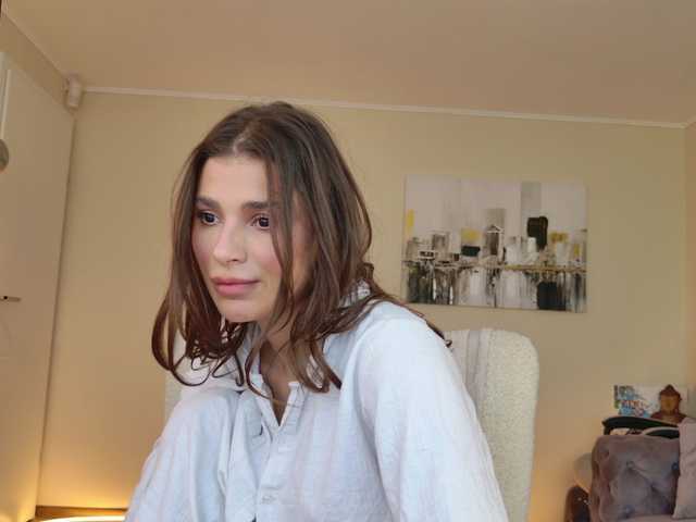 Sex chat gratuit in direct cu LennaGodess pe BongaCams