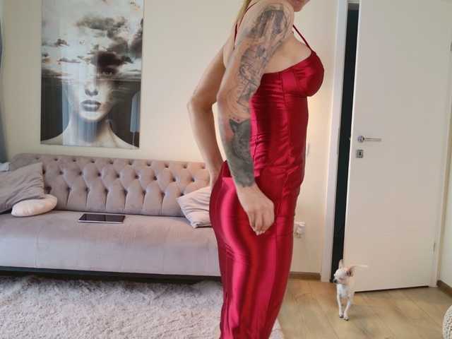 Sex chat gratuit in direct cu LennaGodess pe BongaCams