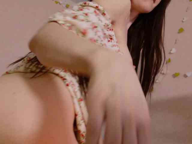 -Goldy- Sex Cam Show