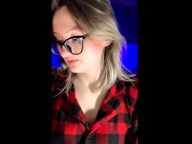 Sunny_Bunny live cam preview
