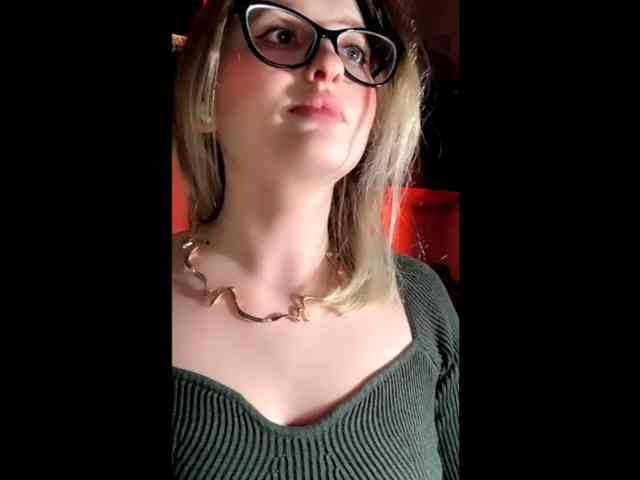 Sunny_Bunny webcam