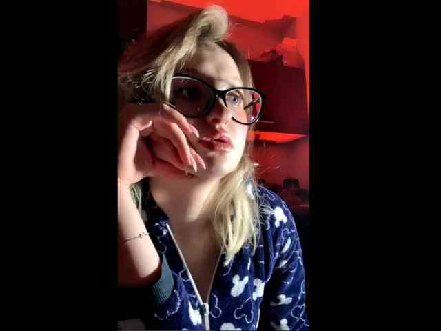 Sunny_Bunny webcam