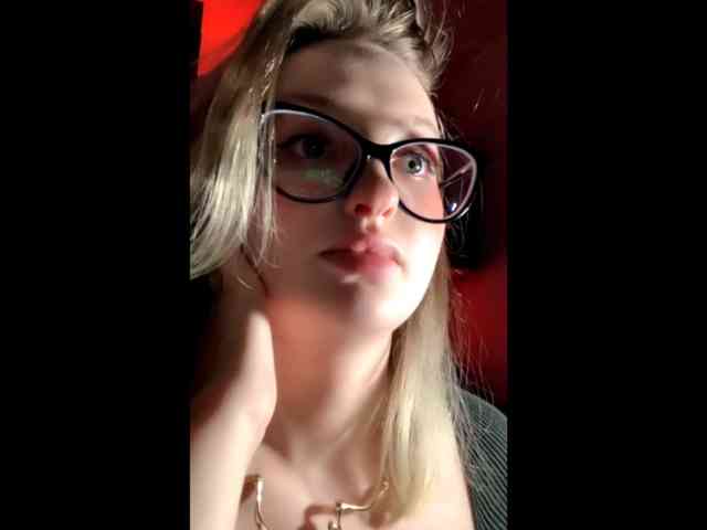 Sunny_Bunny webcam