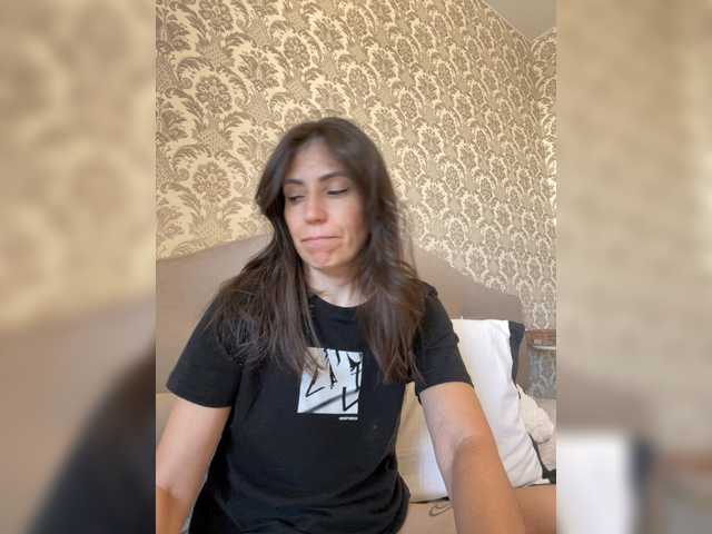 HotyWinter84 live cam on BongaCams