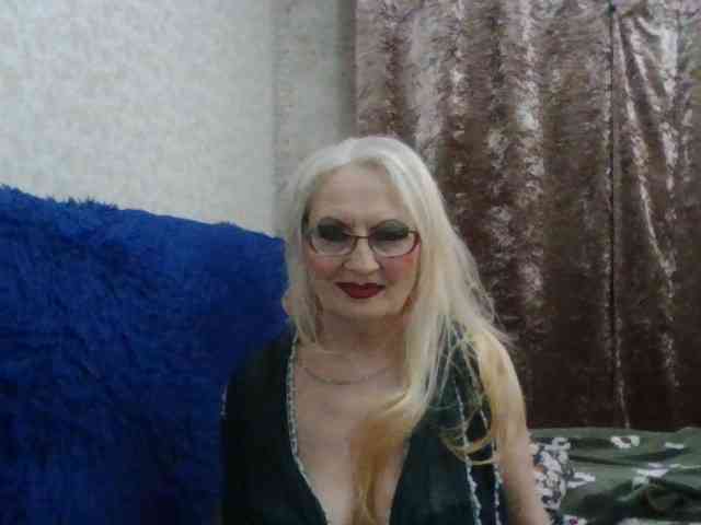 SweetyOLinda webcam