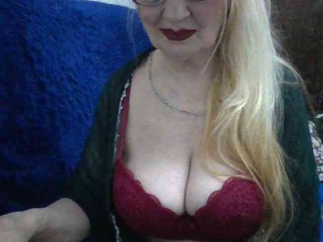 SweetyOLinda webcam