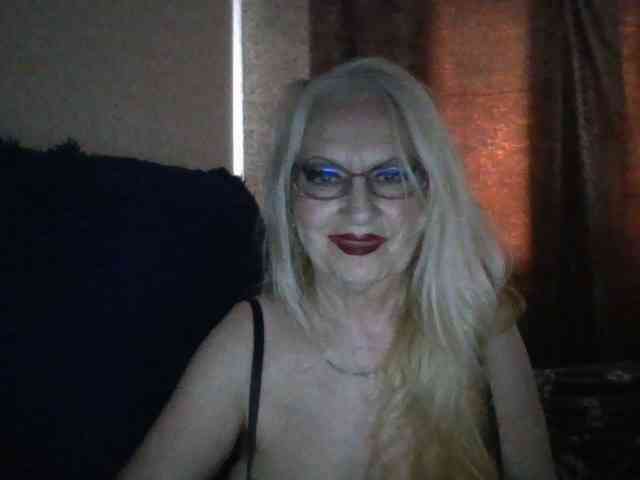 SweetyOLinda webcam