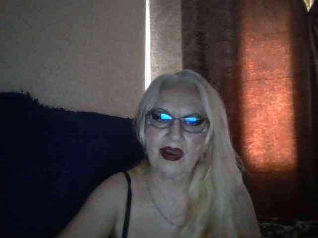 SweetyOLinda webcam