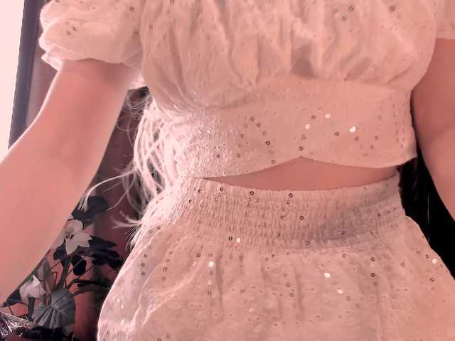 blondebab3 live cam on BongaCams