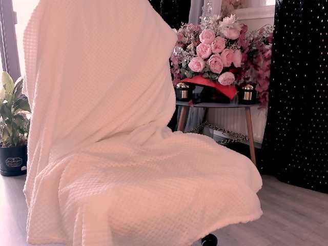 blondebab3 live cam on BongaCams