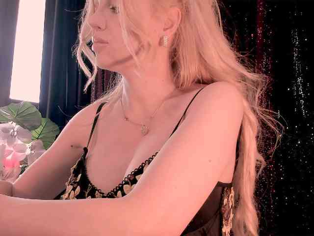 Modelo: blondebab3