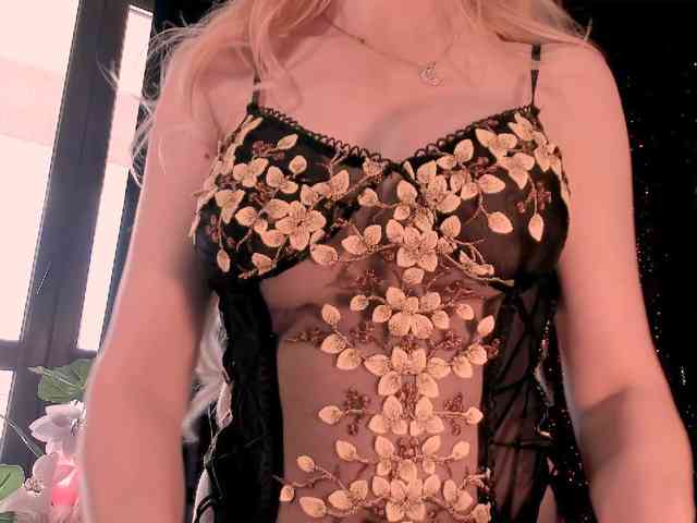 Modelo: blondebab3