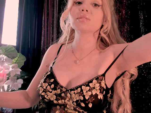 Modelo: blondebab3