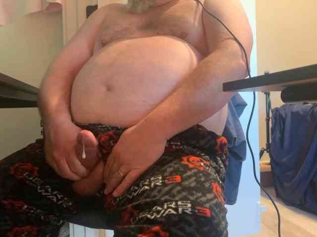 allergictolov Live Webcam on BongaCams