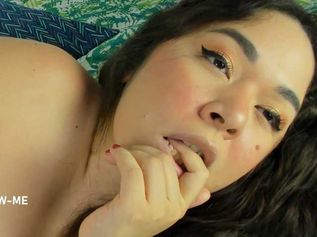 Brianna20 live cam on BongaCams