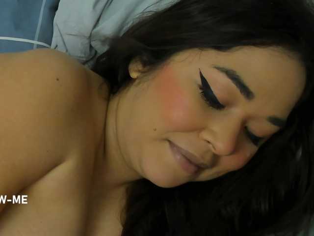 Brianna20 live cam on BongaCams