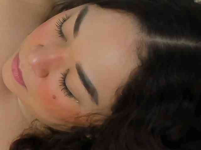 Brianna20 webcam