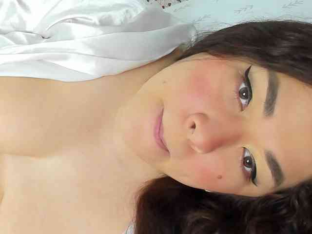 Brianna20 webcam