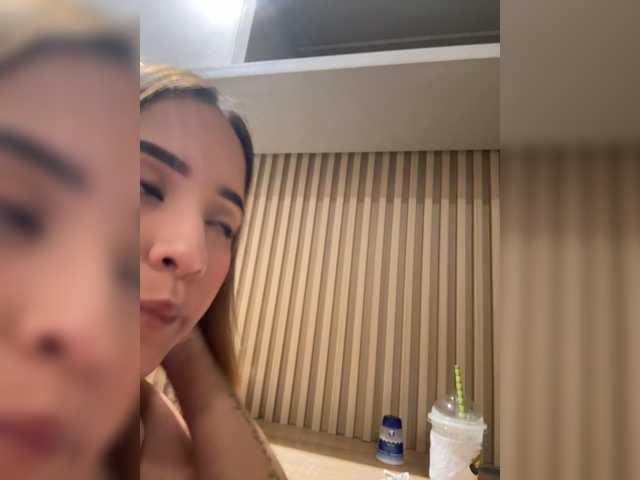LittleToxic live cam on UnifiedCams
