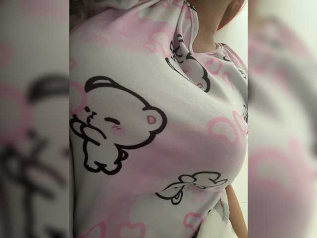 LittleToxic live webcam show