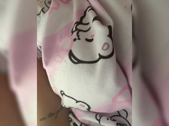 LittleToxic live webcam show