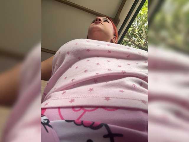 LittleToxic live cam on BongaCams