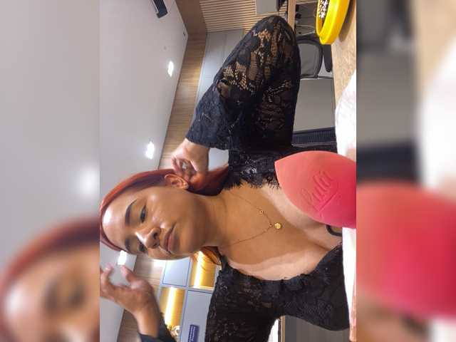 LittleToxic live webcam show