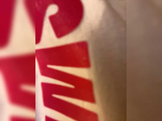 LittleToxic live webcam show