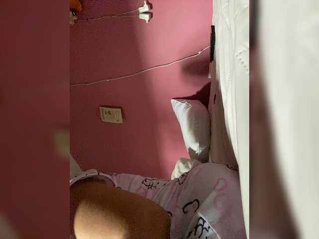 LittleToxic live cam preview
