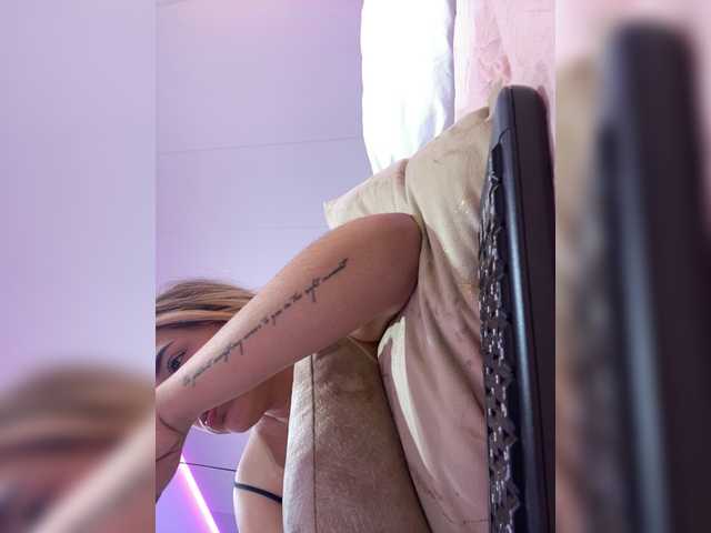 LittleToxic's BongaCams show and profile