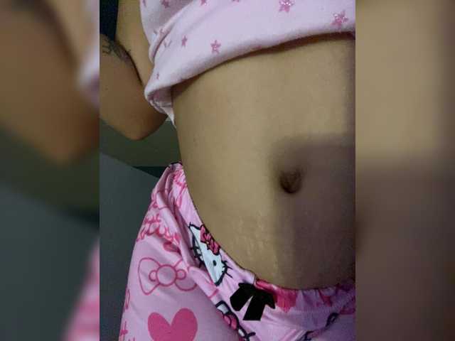 LittleToxic live webcam show