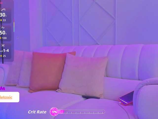 LittleToxic live cam on BongaCams