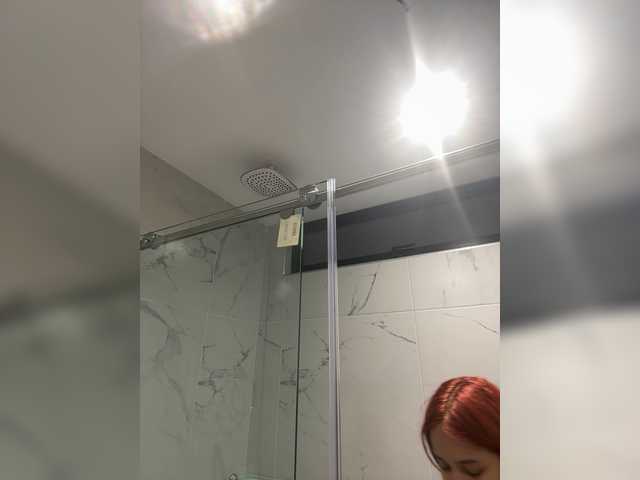 LittleToxic live webcam show