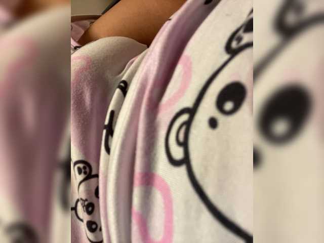 LittleToxic live webcam show