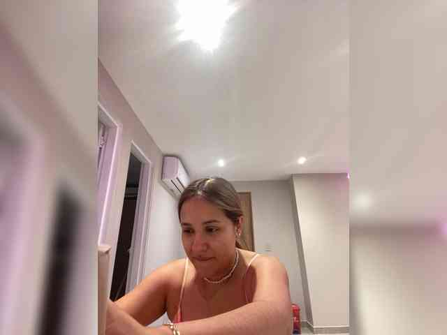 LittleToxic webcam
