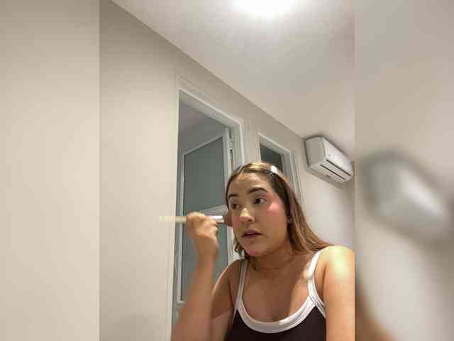 LittleToxic webcam